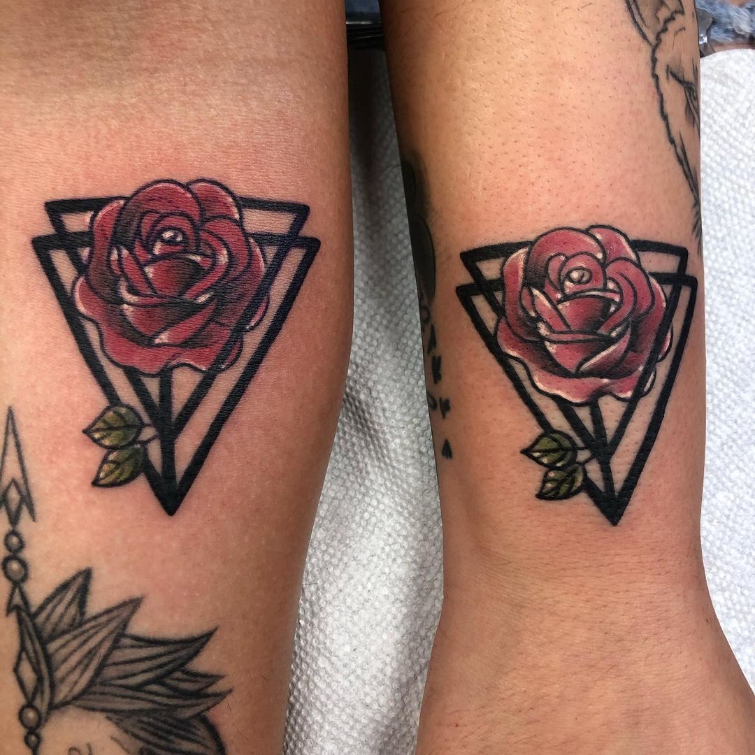 TattooFiesta's tweet photo. Rose tattoo!
By Eric

#rosetattoo #rose #tattoo #inked #inkaddict #artictic #mandalatattoo #mandaladesign #tattoos #tattoofiesta #tattooed #tattoolovers #tattooartists #art #ink #inked #artist #Eric https://t.co/0Bbn3IBt7b