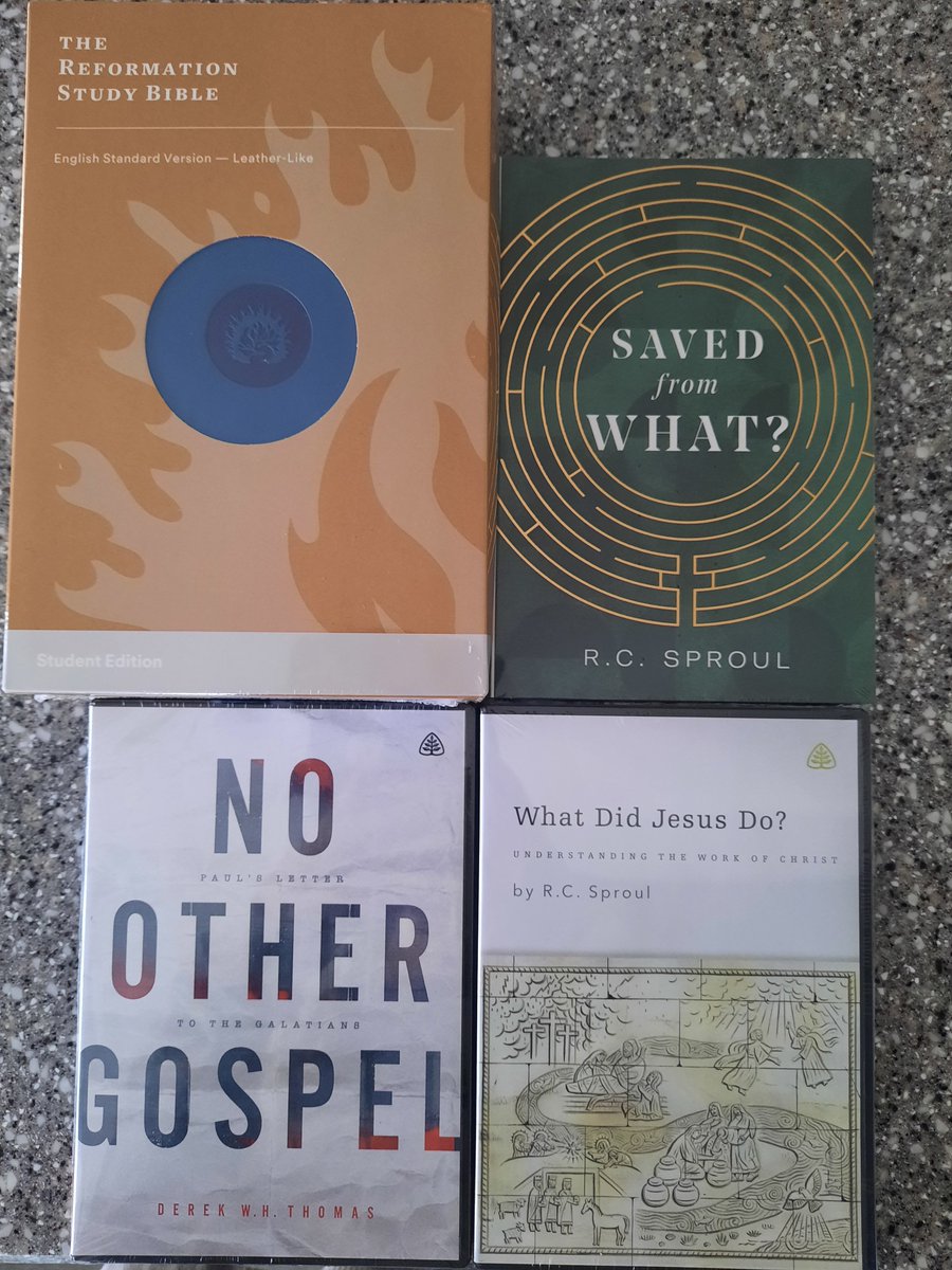 lukegleason's tweet photo. Today's haul, shesh I honestly have no clue how many of the new bibles I ordered at this point. Thus is the 4th I've received and I know there's more coming lol. More gifts for bdays I guess 😅 https://t.co/cR3B4G2zsq