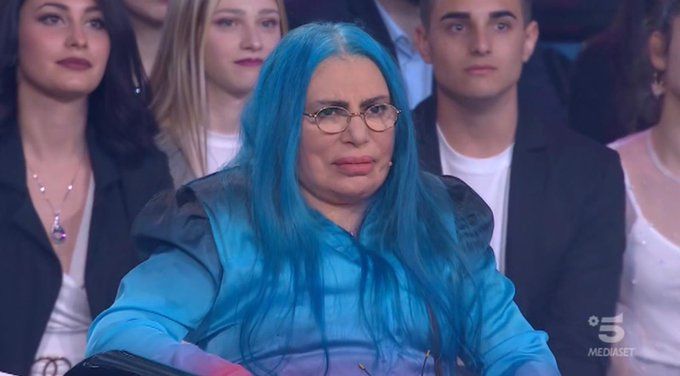 Maryss84's tweet photo. Mamma mia Francesca che discorsi da quinta elementare 😑

#gfvip #gfvipparty #GFVip2021 https://t.co/icqzPl63n7