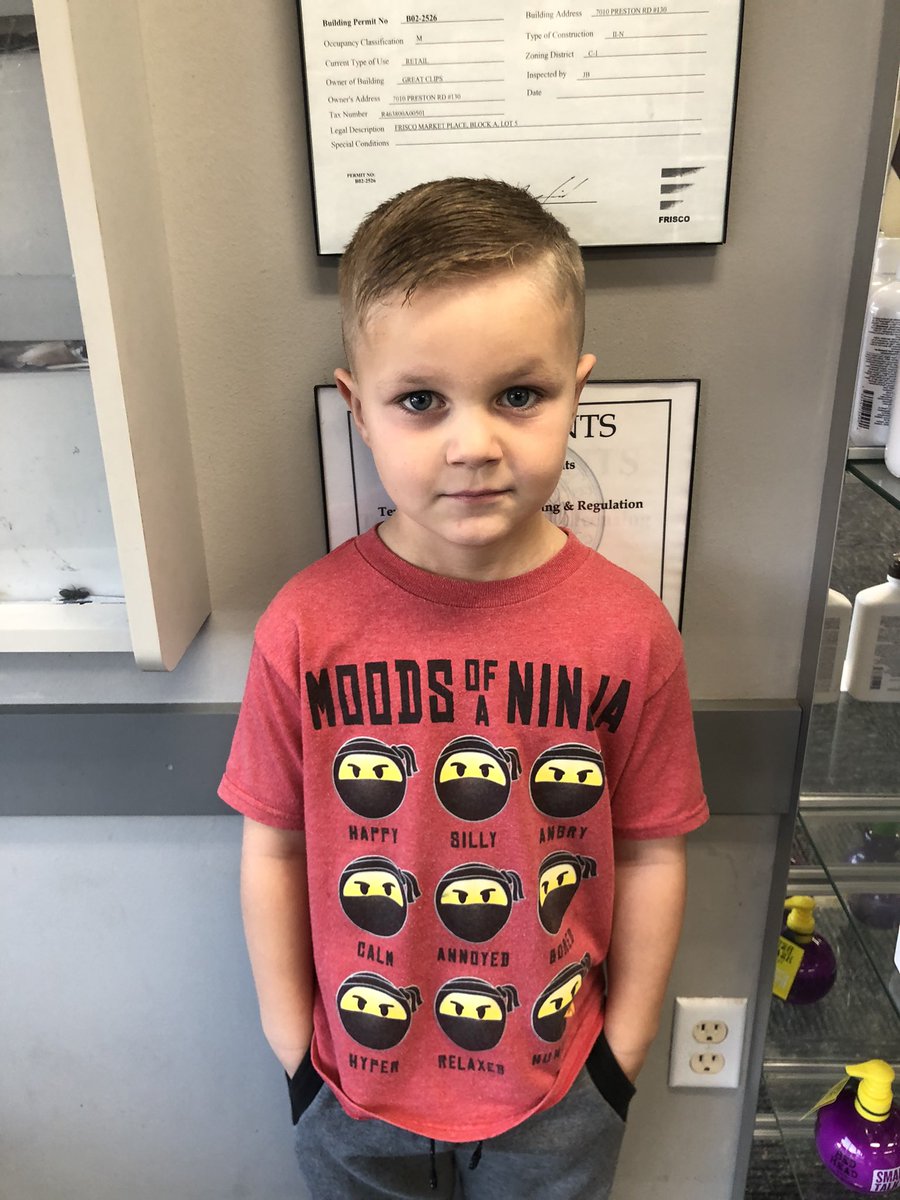 azimm1979's tweet image. This kid is seriously a model. #modelkids #kidsmodeling #model