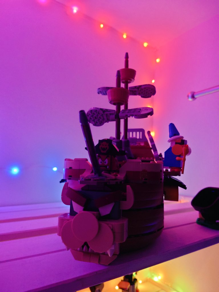 ali_gator1984's tweet photo. We (well Ellis mostly) made 2 sets to celebrate #LEGOBuildDay2021 #mariolego #LEGOBuildDay #LEGO https://t.co/EUFUmwKRxI