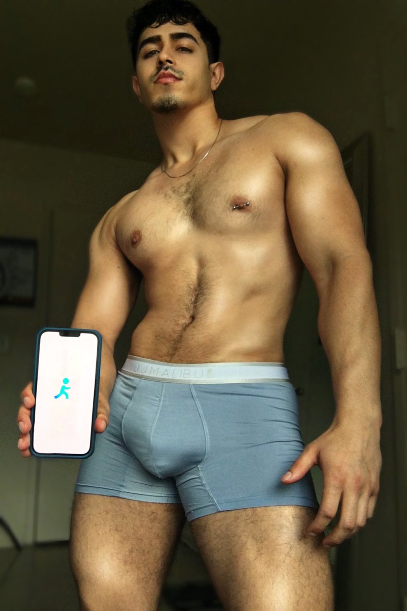 D4nielOsgood's tweet photo. Find me on the Alpha Dating App π₯π₯°
Link: https://t.co/Ko3k32JvIy
#alphadatingapp #gaydating #gaycouple https://t.co/yUTx2pSBvg