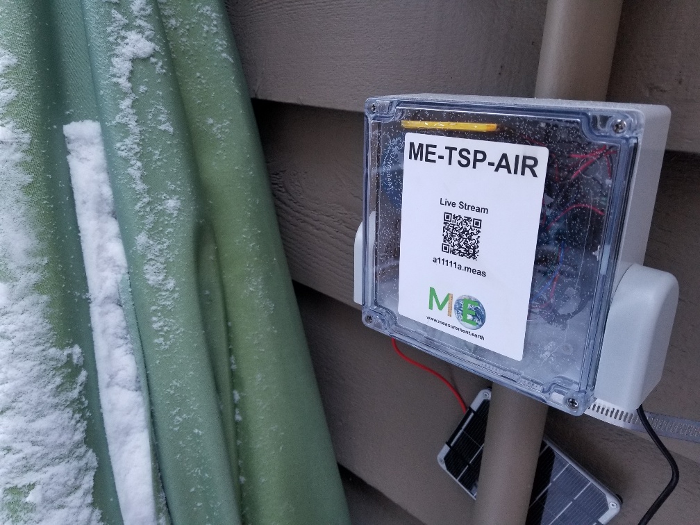 Despite some component ratings to the contrary, our outdoor #AirQuality monitoring station continues to operate even during this extreme cold weather spell where temperatures have dipped below -33 C.