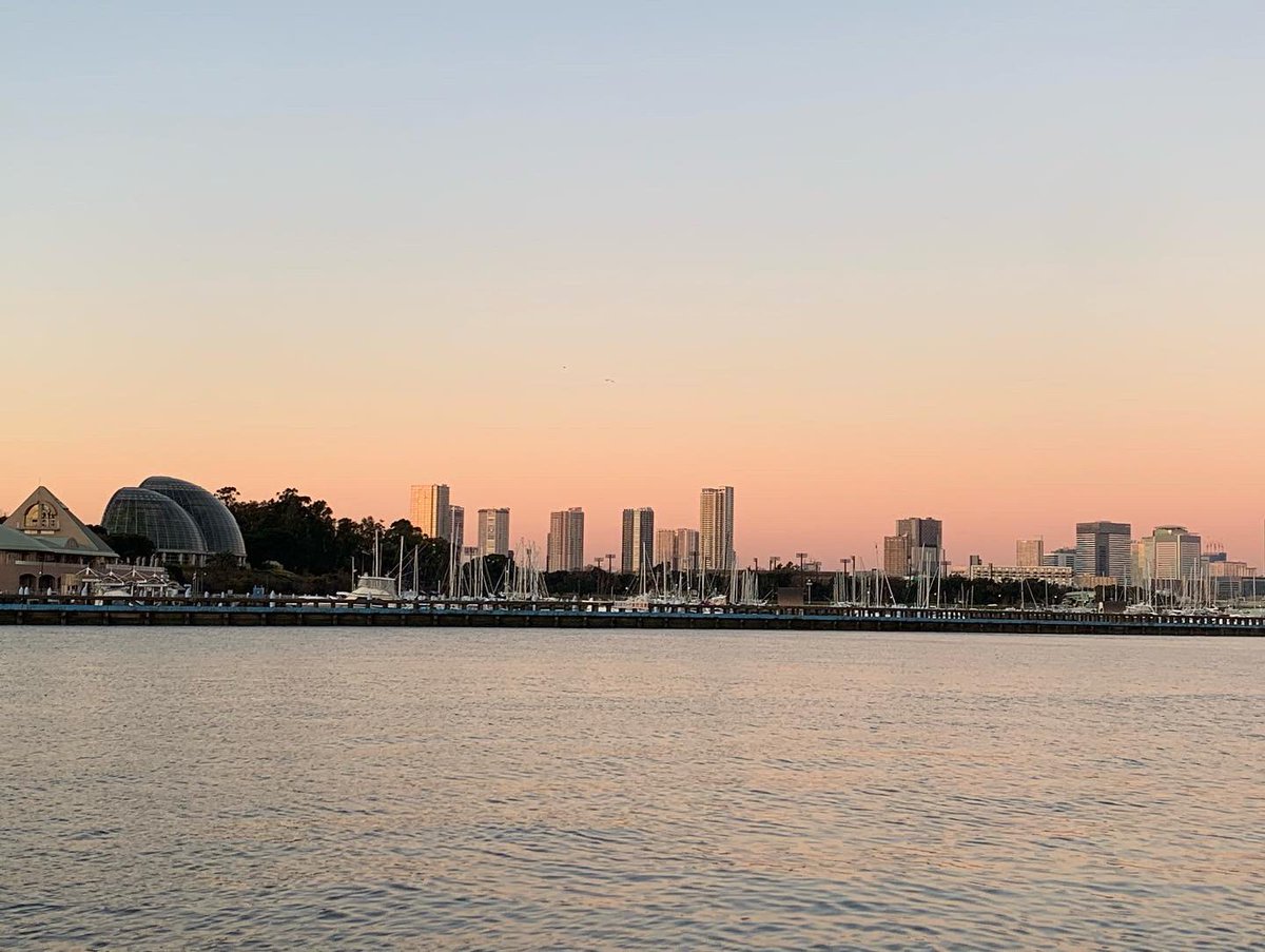 takabo77's tweet photo. Good morning from the last sea of ​​the year 😃

今年最後の海の上から、おはようございます😃

#morning #onship #endoftheyear #朝 #船上 #年末 https://t.co/KItzdQgS55