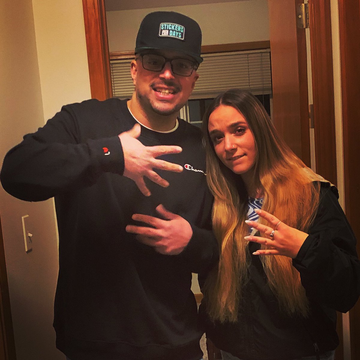 FollowMostafa's tweet photo. My niece tryna teach me what to do with my hands in photos ππ½π€π½π€·π½ββοΈ
#rapperhands #jazzhands #family #niece #hiphop #rap #mostafa #lbol #littlebitoflove https://t.co/uggNjGqjNn