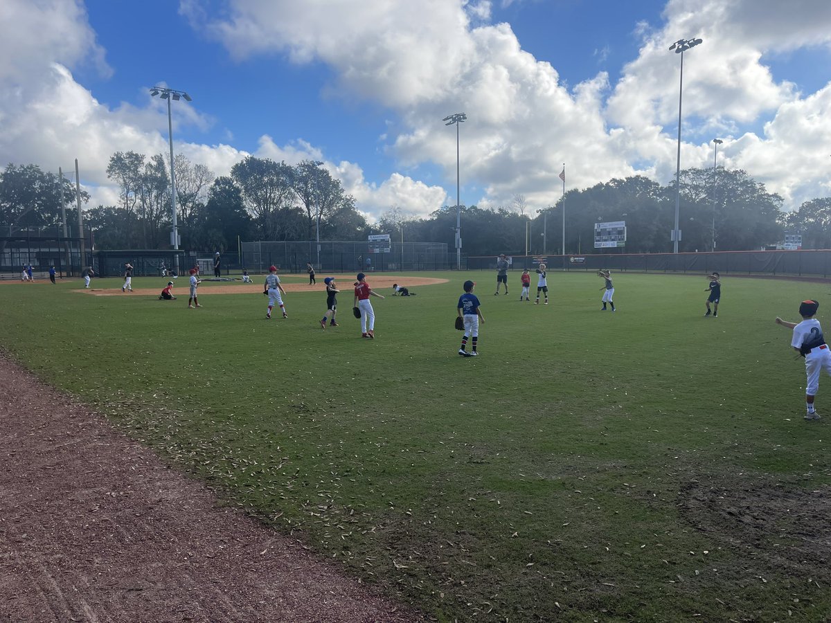 Mornings are for working on throwing and catching mechanics!!#fundamentals