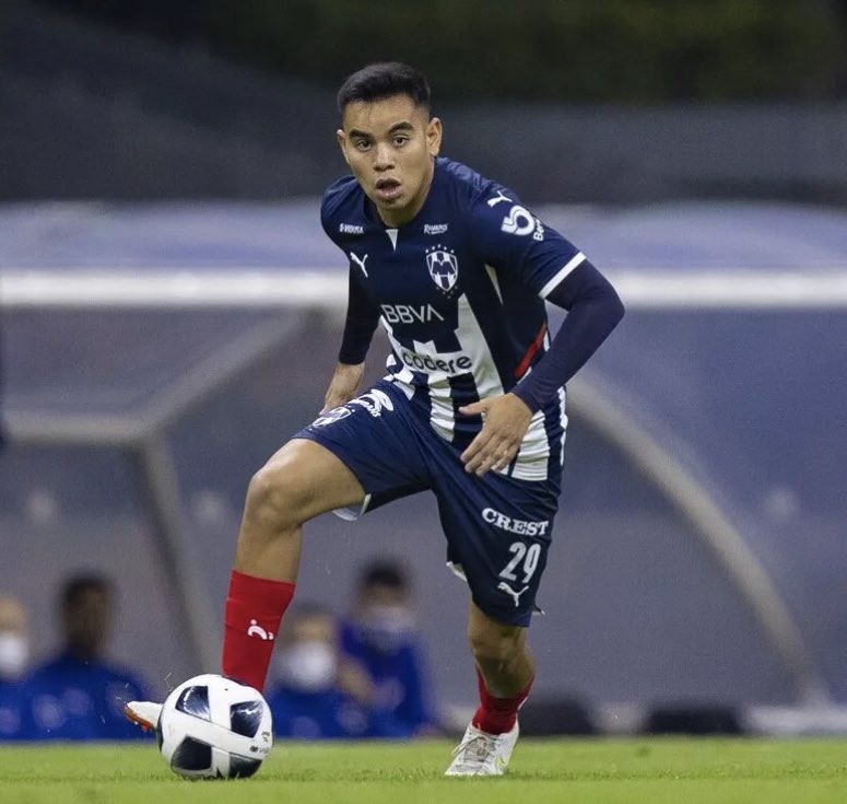 Tu opinión siempre es importante !!
Deseas que <a href="/CharlyRdz/">Carlos Rodriguez</a> siga en <a href="/Rayados/">Rayados</a> ?

Si deseas que Charly siga en #Rayados da 🔁 Retweet 

Si deseas que Charly salga a <a href="/CruzAzul/">CRUZ AZUL</a> da ♥️ Like