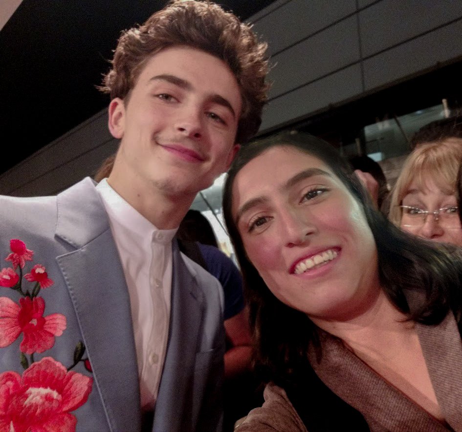 andreaortiob's tweet photo. Puesss aprovechando que es su cumple les presumo esta fotito con Timothée Chalamet hace 3 años en la premier de "Beautiful Boy" en el Festival de Cine de San Sebastián #SSIFF66
Sí, estaba roja y cachetona pero feliz jajaja https://t.co/7R1uWNoj5y
