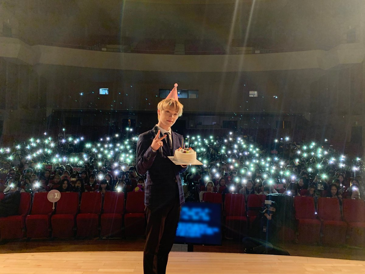 dinosfeed's tweet photo. #디노 #DINO @pledis_17 https://t.co/PSyRiawvz9
