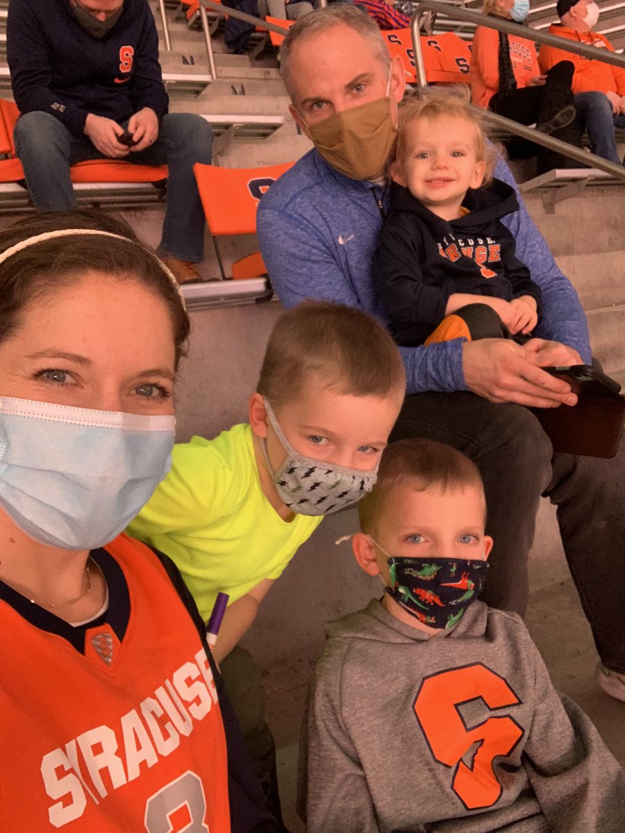 LKusy's tweet photo. #cusesuperfan #littleorangebigfan @ScottRuffrage @syrbasketball https://t.co/Zkc0E3Ndy5