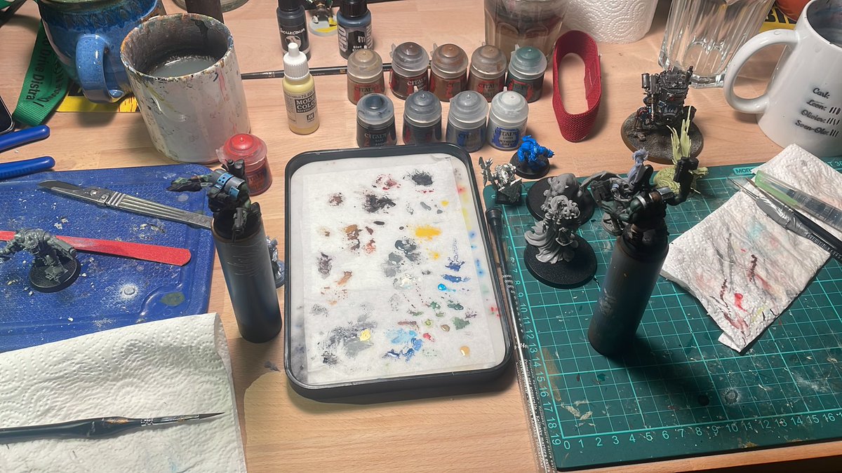 bman_minis's tweet photo. #hobbystreak day 3 - trying to figure it how to NMM. @Kapviq is doing big leaps and is almost done. #warhammer #NMM watching @StudioGiraldez and @Miniac_ tutorials. https://t.co/hzUcl27CkO