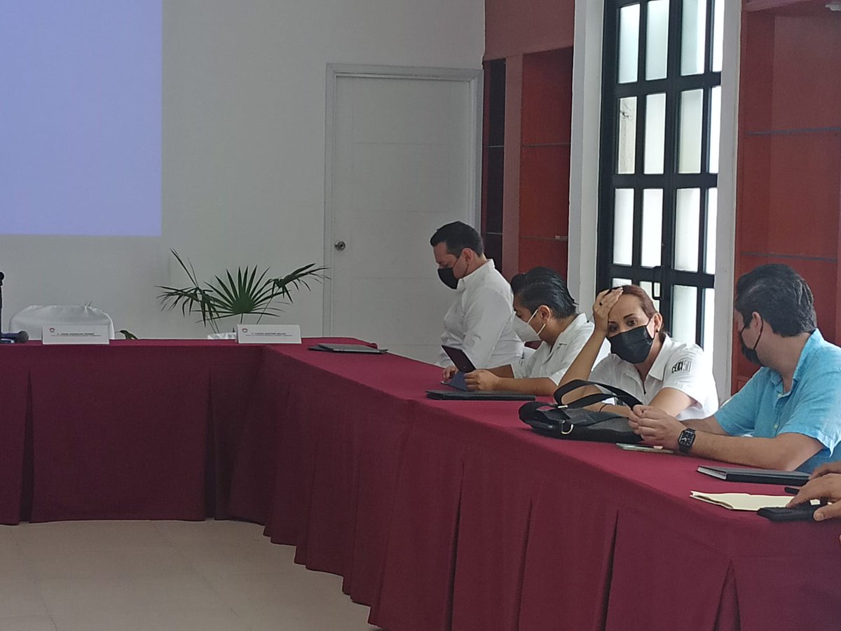 cuqroo's tweet photo. Asistimos a la presentación del Plan de Trabajo de la Comisión de Desarrollo Urbano y Transporte del H. Ayuntamiento de Benito Juárez trabajando en temas como movilidad, asentamientos irregulares, normatividad urbana, etc.

#desarrollosostenible #participacionciudadana https://t.co/o3YysUtvzL