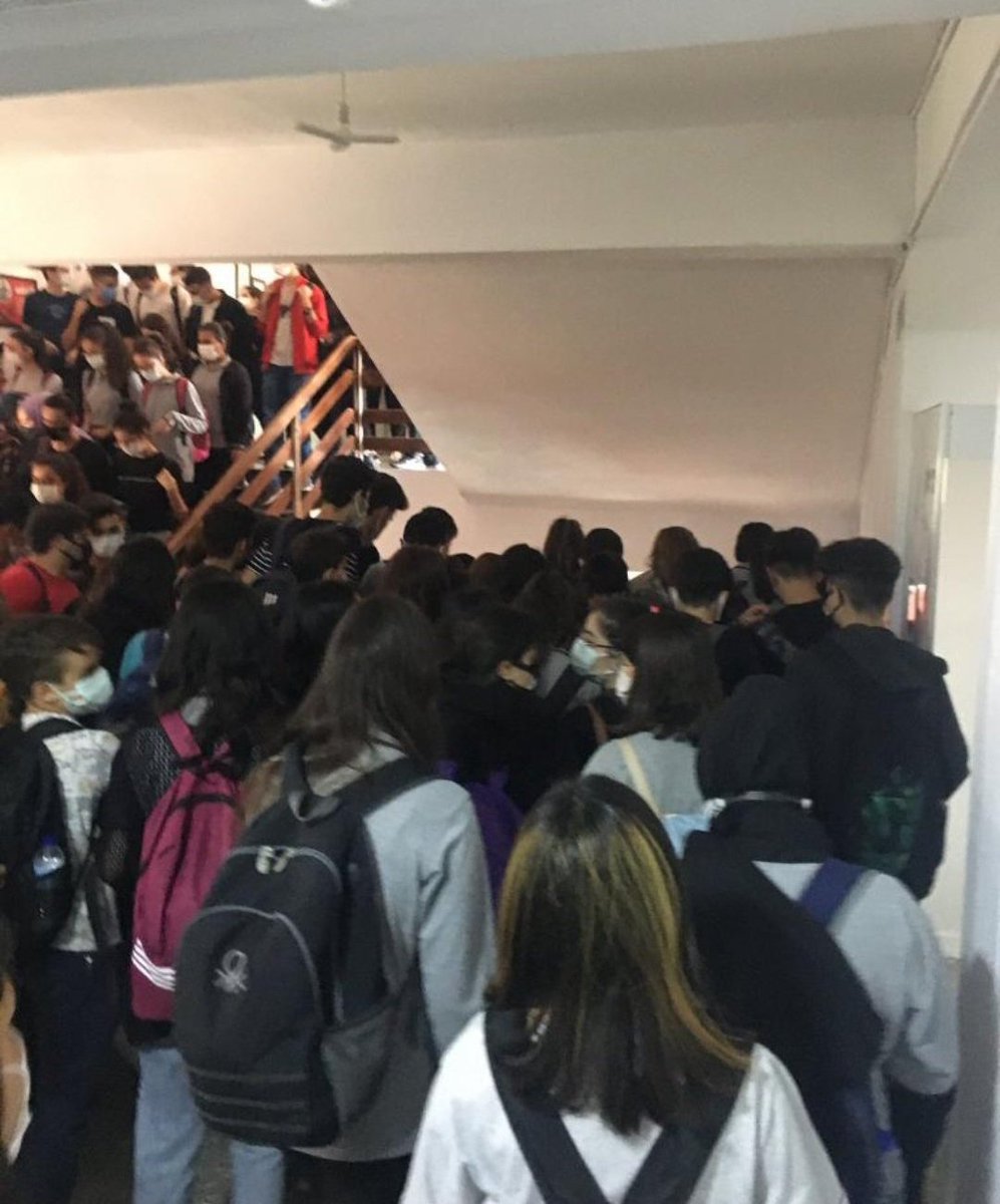 MohamaAli88's tweet photo. Our lives matter.
#OnlineEğitim
Master's students in #altınbaş request that the final exams be online 
#master_altinbas_online
#AltınbaşOnlineSınavİstiyor 
@AltinbasUniv
@cagrierhan https://t.co/JPGde2eBgG