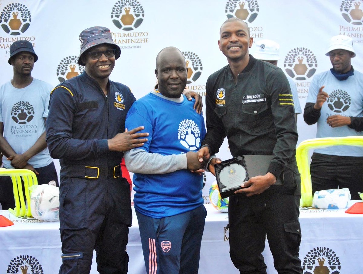 pm_foundation's tweet photo. We appreciate our team and the support we get from others #PMF #PhumudzomMnenzheFoundation https://t.co/fCcgRjwQSI