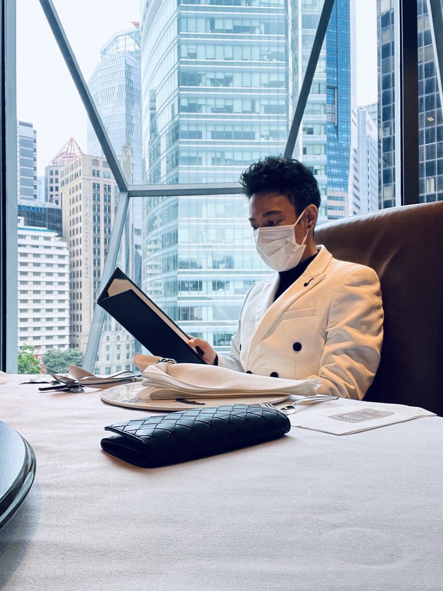 OceanWoo3's tweet photo. 谁想看到我懦弱的样子
我已经又顽强 重生了一次... https://t.co/LN1XF3MD3H