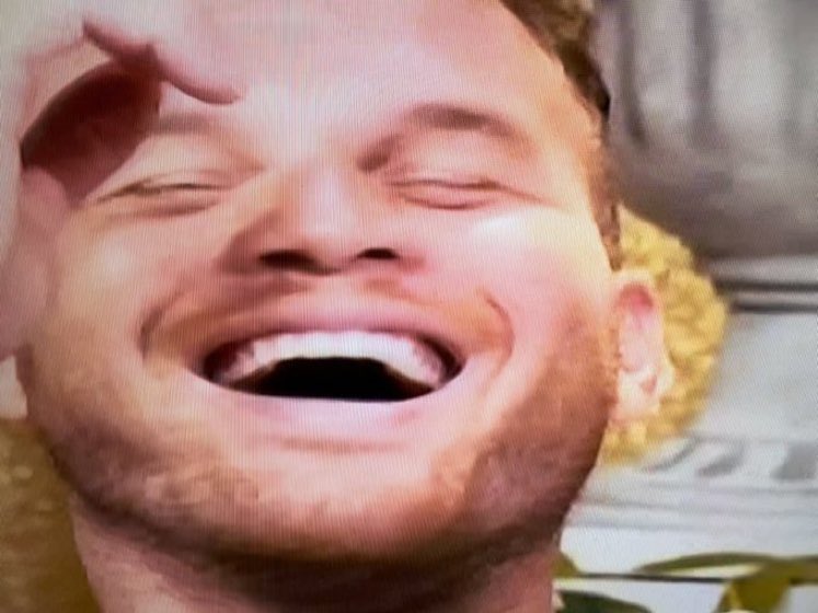 lesoftparade's tweet photo. Absolutely no one:
Blake Griffin when he dunks on Clipper Darryl:
#BlakeWatch ๐ https://t.co/dbw5FwDYql