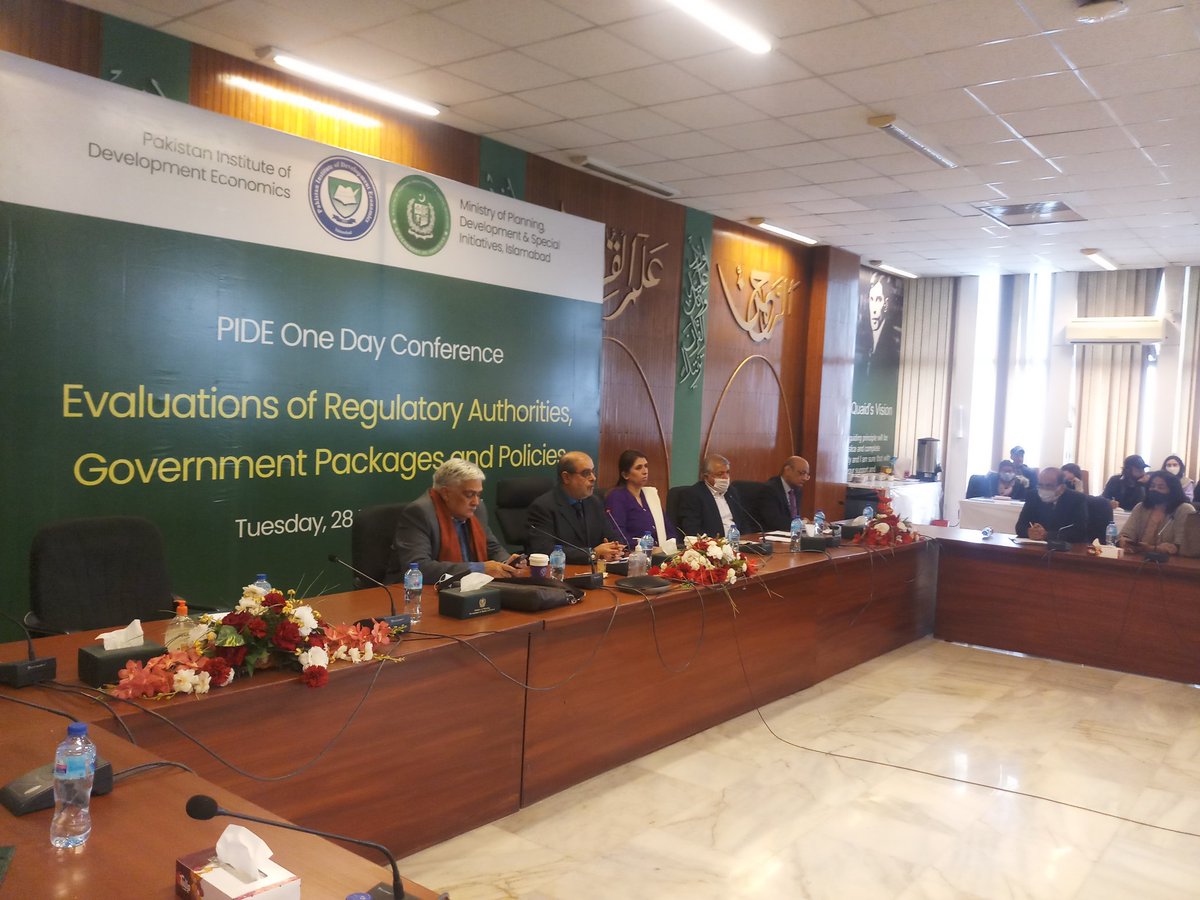 PIDEpk's tweet photo. Research papers based on evaluations of regulatory authorities, govt packages &amp; policies are being presented, such as @CCP_Pakistan  Drug Regulatory Authority, Naya Pakistan Housing, @NepraPakistan , PM’s Construction Package, @reportpemra &amp; SME Sector of Pakistan. 
@nadeemhaque https://t.co/Xp51rotI7u
