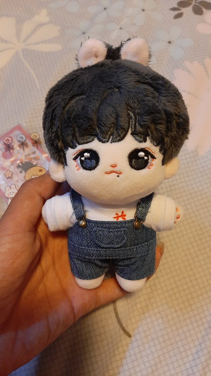 noknofly's tweet photo. น้องเล็กมาแล้วคร้าบ น่ารักมาก❤😍🥰 ขอบคุณนะคะที่เป็นธุระจัดการให้ #BDPRV #ตุ๊กตาเซียวจ้าน #ตุ๊กตาป๋อจ้าน https://t.co/RCd9wvCbuk