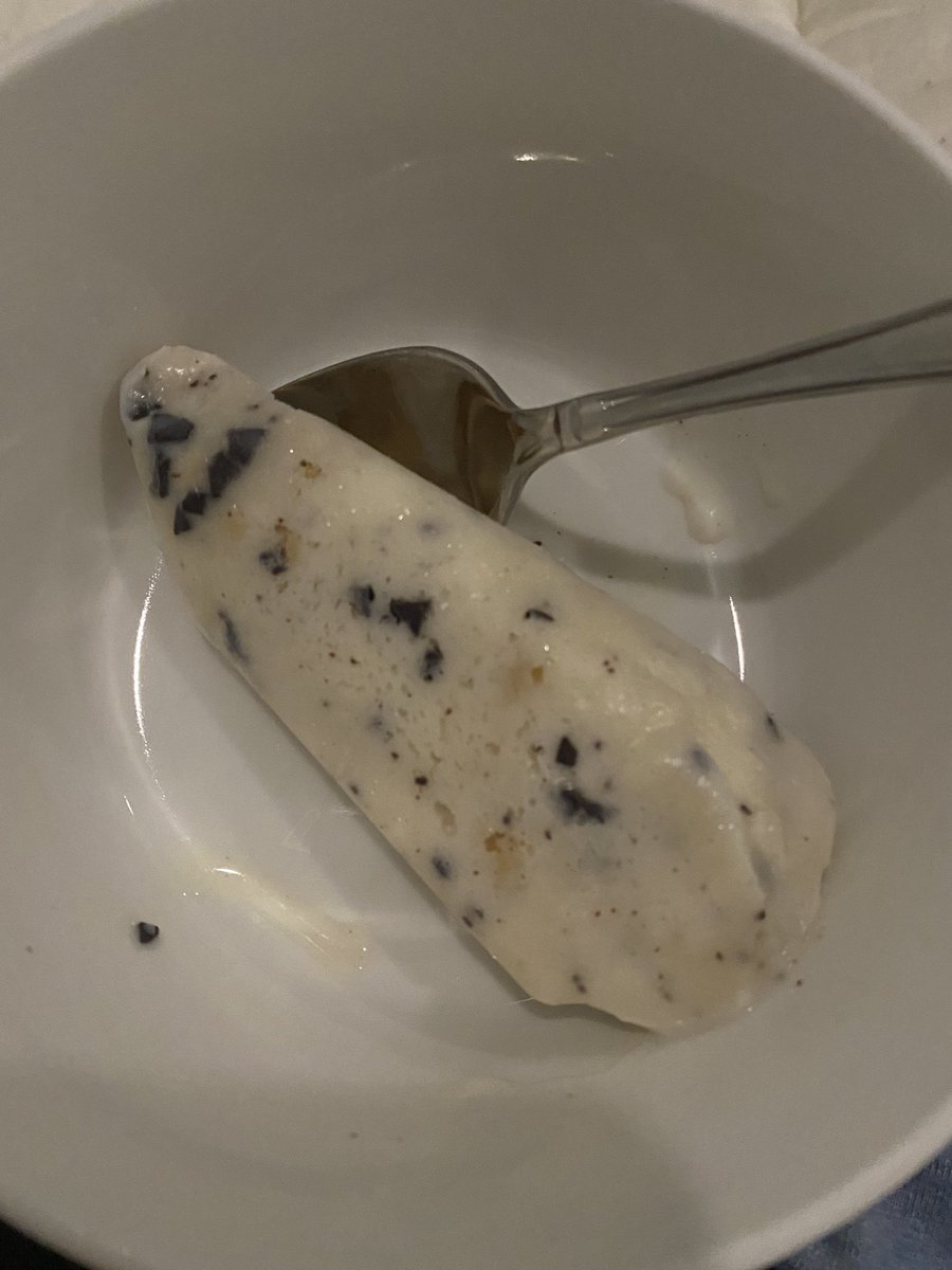 NetterBones's tweet photo. @yassofroyo big fan but how did you forget the stick to my ice cream pop? https://t.co/PSgDUdlWhn