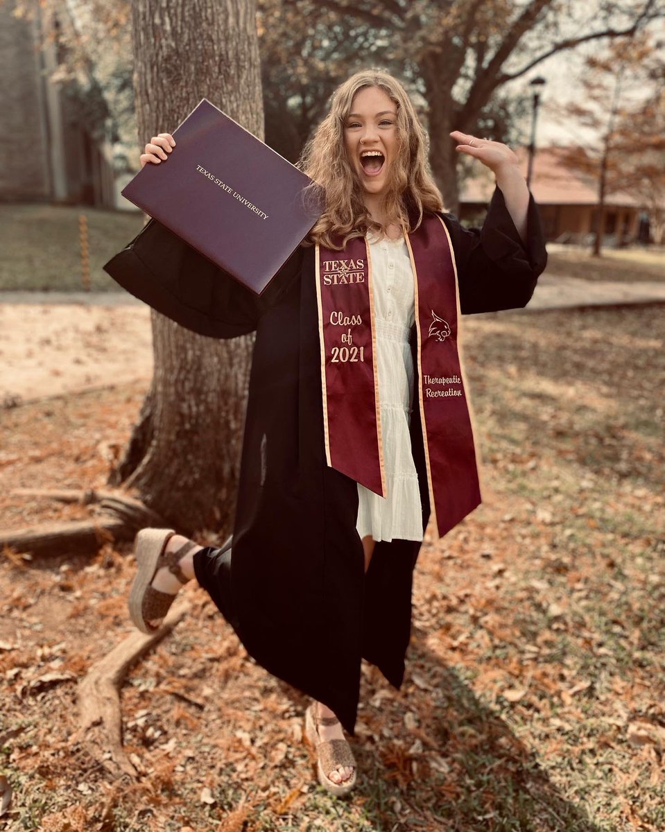 ColemanSpring's tweet photo. something about hot girls get degrees? https://t.co/bP3n0ei9Ub