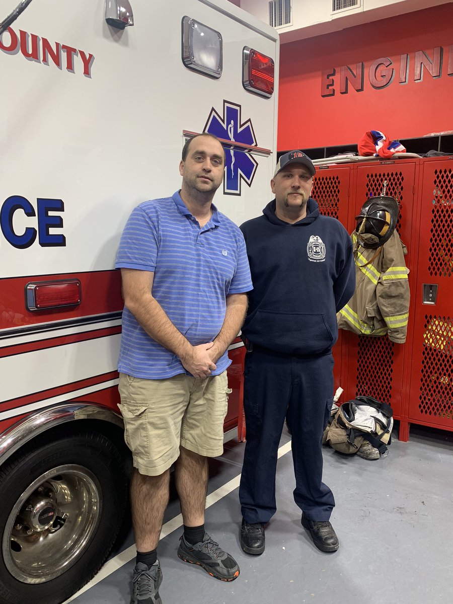 BenNalborczyk's tweet photo. 2nd to last stop, Thanking a Captain for continued support and hard work as he presses onto 2022 https://t.co/qoIHN3FugN