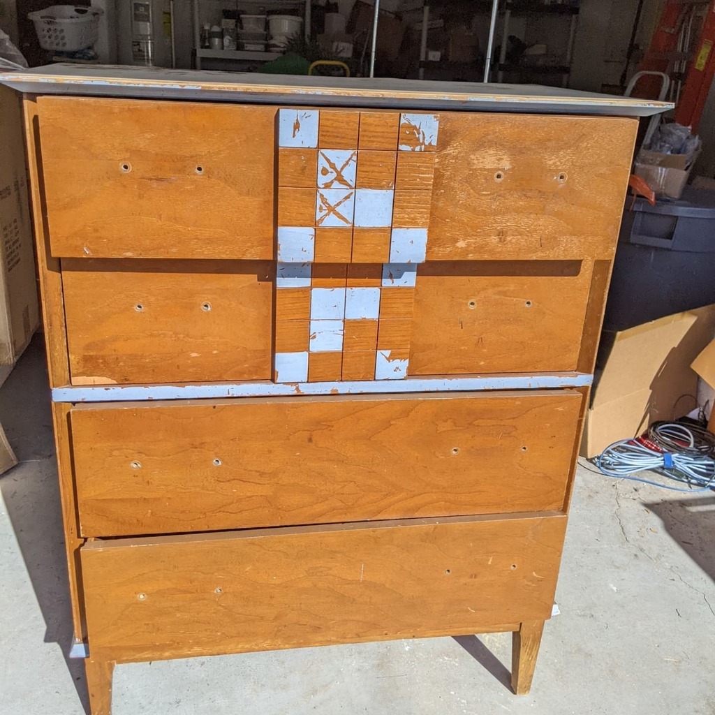 It started as an old dresser I found in the shed in my backyard. It has been in that shed for at least 15 years. 
.
.
Then I refurbished it. My high school friend @kimpletelyflipped inspired me!!
.
.
If you guys want inspiration, follow her. Her videos are hilarious!! 
.
.
#…