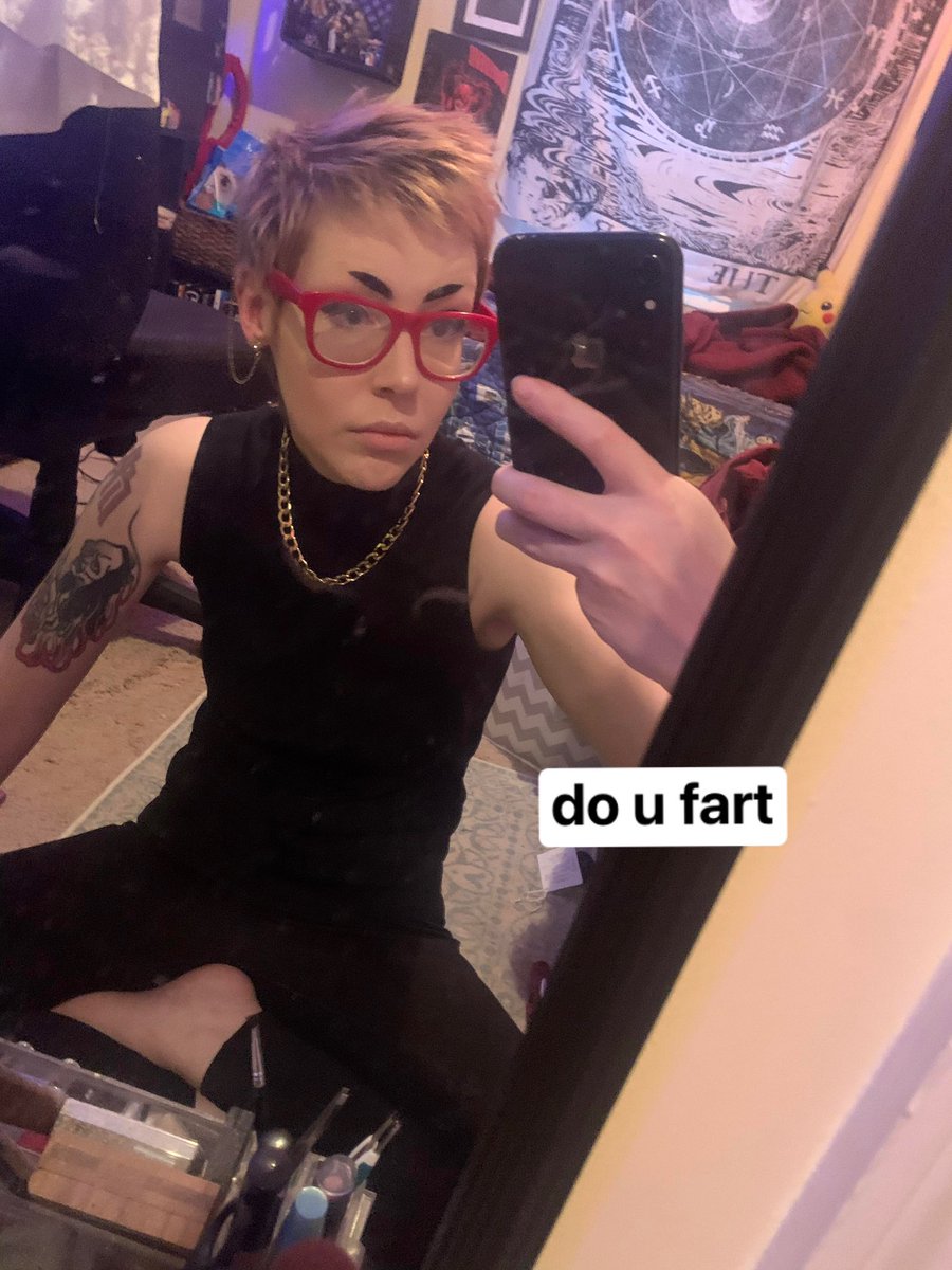 SElGYO's tweet photo. // mom i dontwanna fuckgin crop manga panels anymore,,,,, instead of doign anything productive m gonna,,,,, baseball slides in w munday

excited2 be a Menace again https://t.co/FiBtgXvsXi