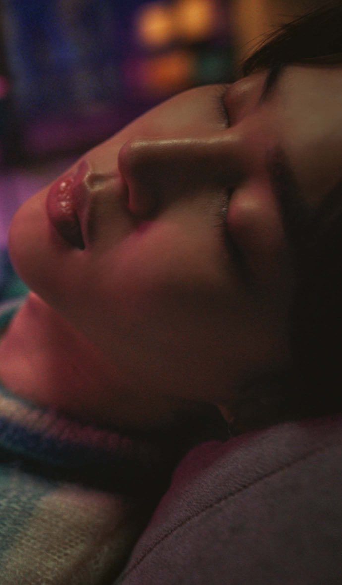 FHqRiCAaQAAoQoM?format=jpg&name=medium