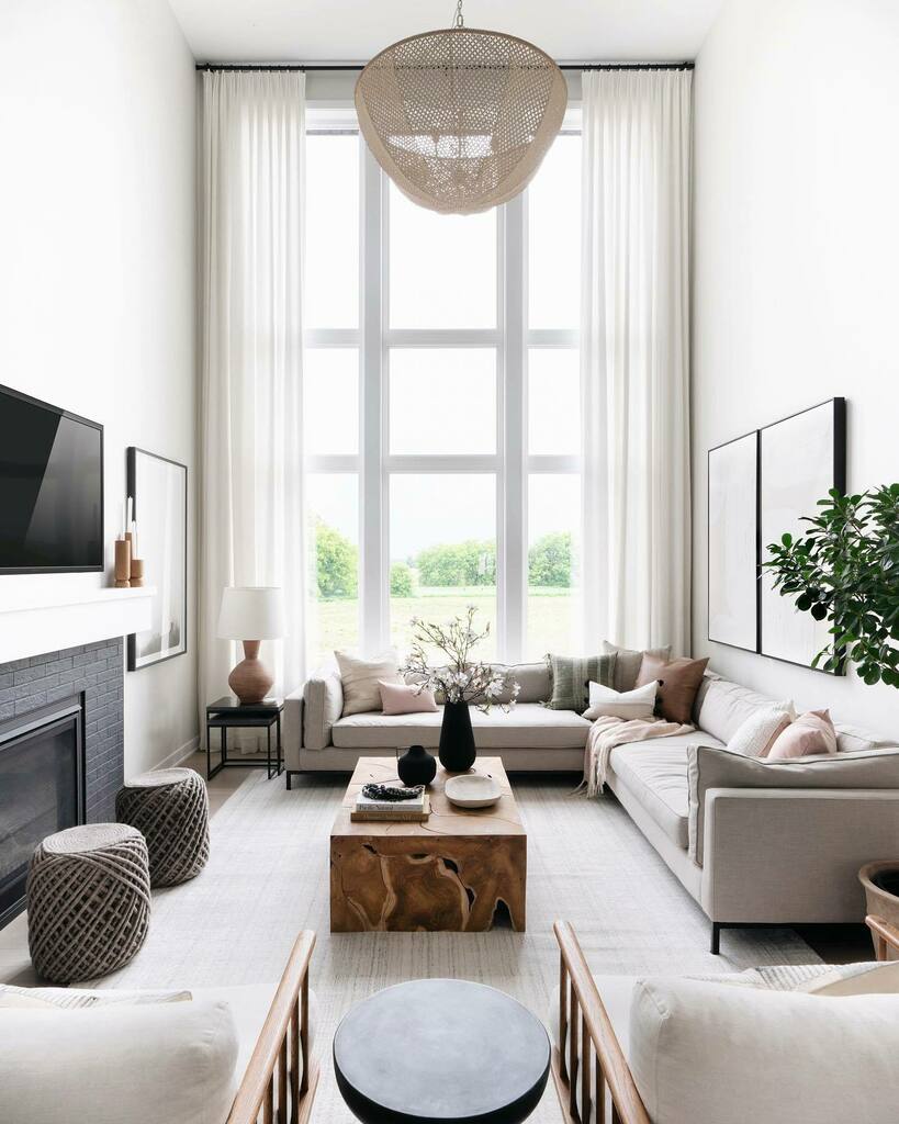 LeclairDecor's tweet image. We've rounded up our most-liked photos of 2021. Here are your favourite LD looks this year! What’s your personal favourite?? ♥️⁠
⁠
We can't wait to create more warm modern spaces in 2022!⁠ ☺️ instagr.am/p/CYAkW2fDJEP/