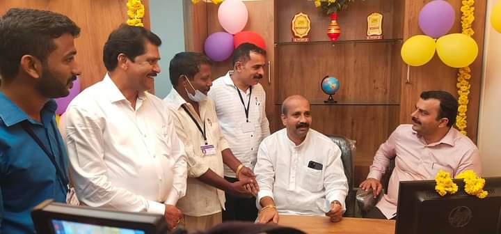 karkalasunil's tweet photo. ಉಡುಪಿ ರಿಕ್ಷಾ ಚಾಲಕರ ಮಾಲಕರ ಸೌಹಾರ್ದ ಸಹಕಾರಿ (ನಿ.) ಉದ್ಘಾಟನಾ ಸಮಾರಂಭ. https://t.co/iPDJuQ7Lo5