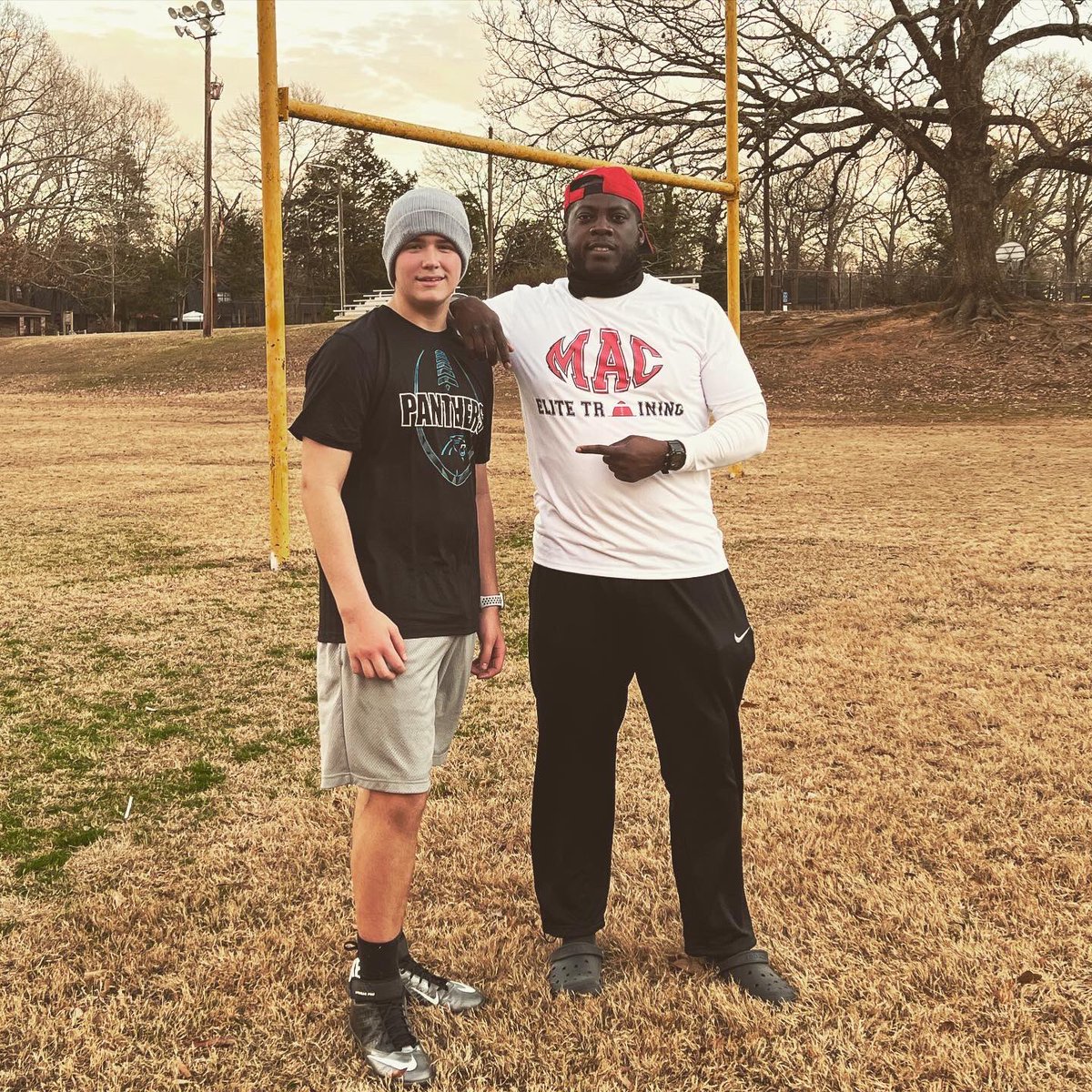 MACEliteTraini1's tweet photo. Got some  work in today with my guys @cannon_ball14 prepping for the #highschoolblitz senior showcase and off-season work with big Colt hillcrest C/O26 https://t.co/A5SnWdhcvh