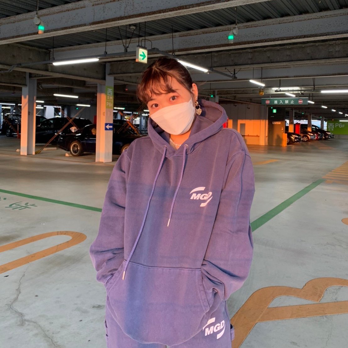 Want Slip Official Mahagridおすすめアイテム Hhc Varsity Jacket 古着っぽいフーディはお揃いのパンツと合わせてセットアップに着こなすのがかわいい Zozotown T Co Ju5i6b4tts Mgd Mahagrid 韓国ファッション 韓国ブランド