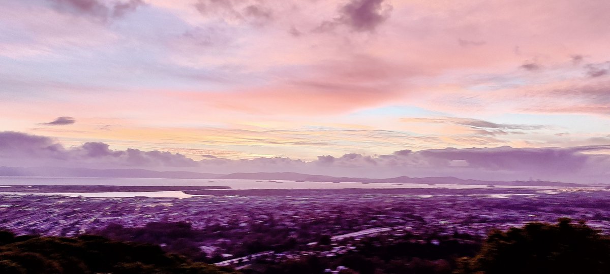 johnpaulgray_'s tweet photo. Saw some sunset https://t.co/Cuz2JVJ8KB