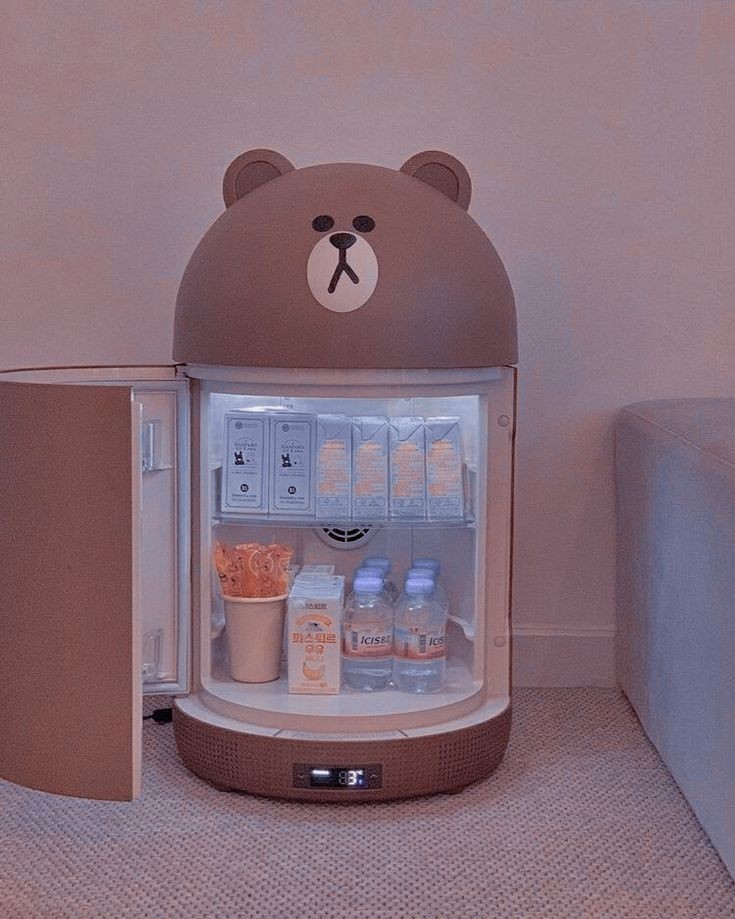 lana⁷ 🧇 on X: things I need: this cute mini bear fridge 🧸 ✨   / X