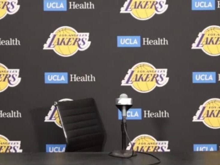 NBAMemes's tweet photo. Ladies and Gentlemen, I present you the Lakers defense https://t.co/tds9tuBJTT