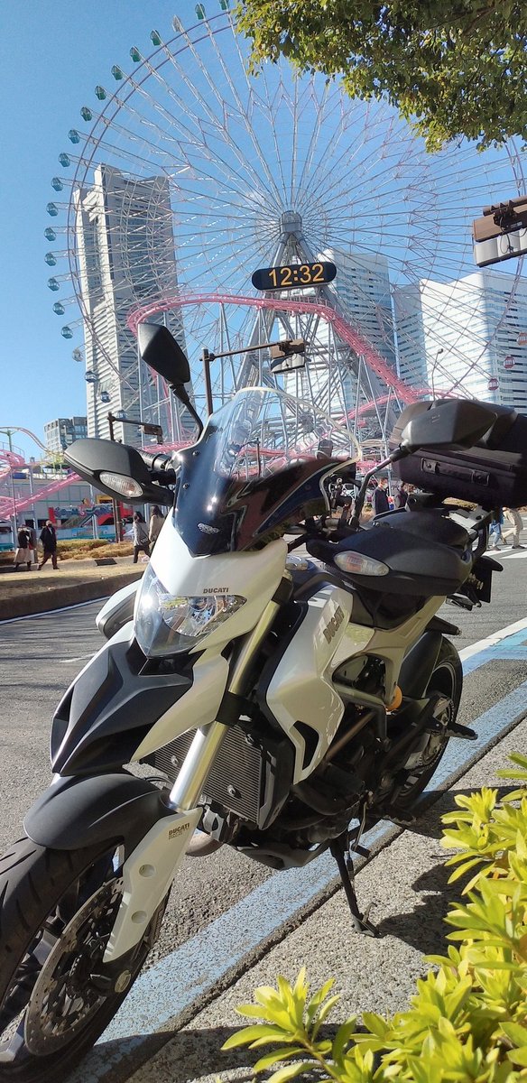 ExplorerIDEA's tweet photo. お久しぶりです。
相変わらず、べっぴんさんだね。
#ハイパーストラーダ
#hyperstrada
#DUCATI https://t.co/Ox1q09yRMt