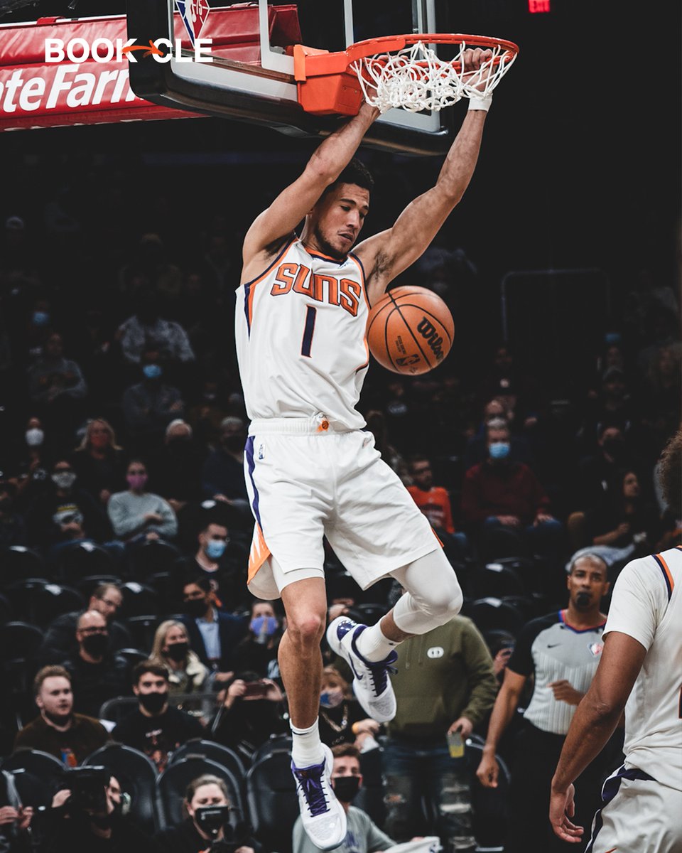 Suns's tweet photo. Attacking the rim.

@DevinBook ➡️ #NBAAllStar https://t.co/BlNBszcA2n