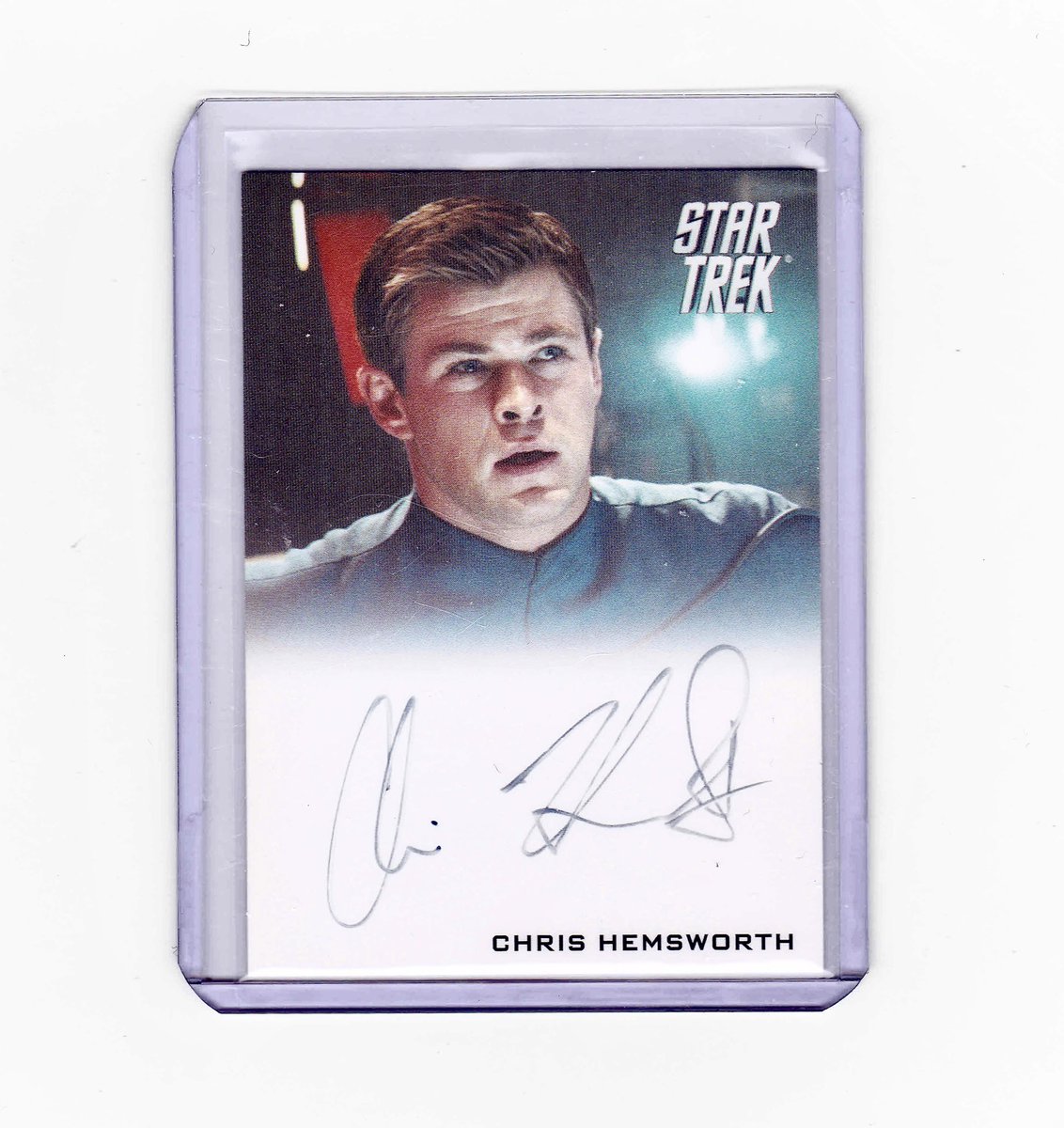 paulaemiles's tweet photo. @chrishemsworth #StarTrek auto card

#Marvel #MCU #Thor https://t.co/xHJNg97vdy