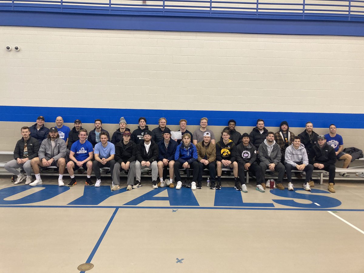 WHSBaseballMN's tweet photo. Another great WHS Baseball alumni event!  Great people, great times!  @rodneyge25 @glaeser_trent @nick_glaeser12 won the 3 v 3 hoops tourney early in the day!  Beasts!  Lots of great memories and stories!  Thanks to all those who came out!  Let’s keep building it! #Royals #Family https://t.co/aM9GxvoSZ5