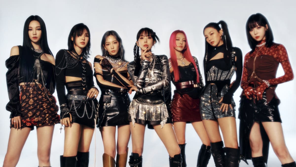 ChannelNewsAsia's tweet photo. New K-pop supergroup Girls On Top features BoA, Red Velvet, Aespa, Girls’ Generation members https://t.co/2h41jjWRao https://t.co/lfzlZY4jqo
