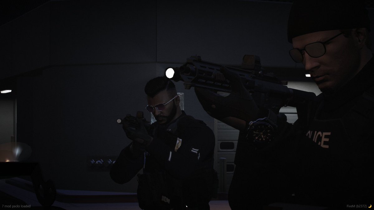 Como el "día" y la "noche"   🤜🤛