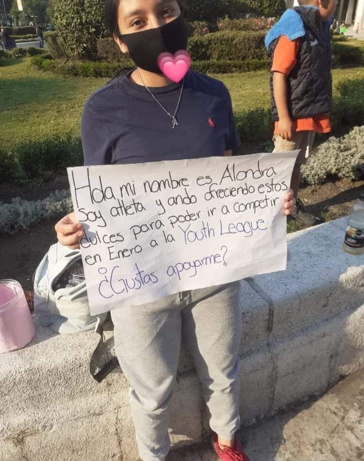 roberto09750435's tweet photo. Hola ella es Alondra atleta de Karate y está buscando apoyo para competir en la youht league en Acapulco, enero 2022 gustas apoyarla?
@NadsMacias911 @InesSainzG  @TapiaFernanda https://t.co/cwQIGCMZfB
