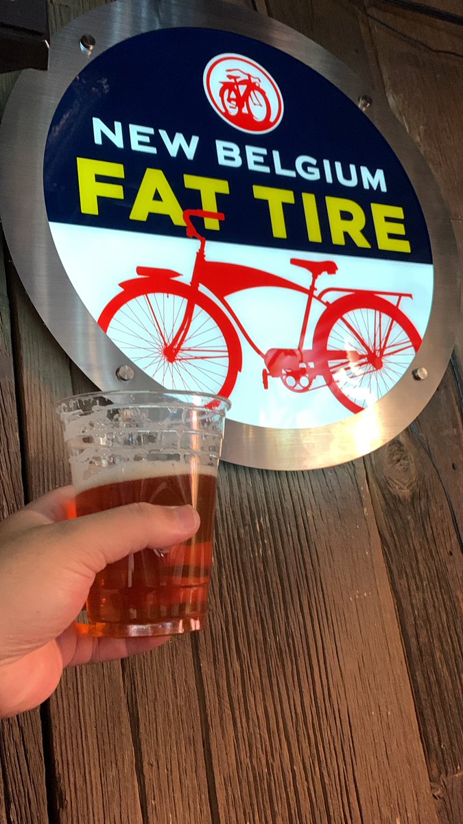 Bozdon's tweet photo. 昼から飲む幸せに乾杯 https://t.co/ulQWmcSG5b