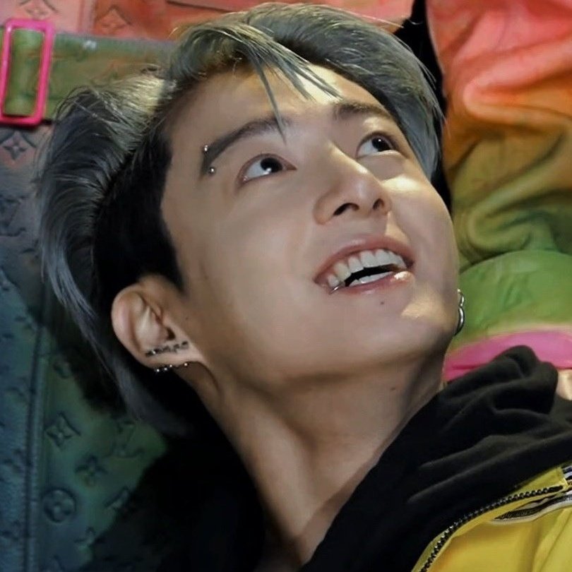 this jungkook also this jungkook 🥺