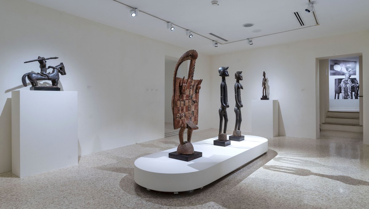 veneziaunica's tweet photo. #MigratingObjects
📌 Fino al #10gennaio è possibile visitare la mostra presso la @GuggenheimPGC
✨ L'esposizione mette in luce un aspetto meno conosciuto del collezionismo di Peggy Guggenheim
👉 https://t.co/j2kk4tXmCN
@comunedivenezia @Venezia1600 #peggyguggenheim https://t.co/mVIjmLM7RM