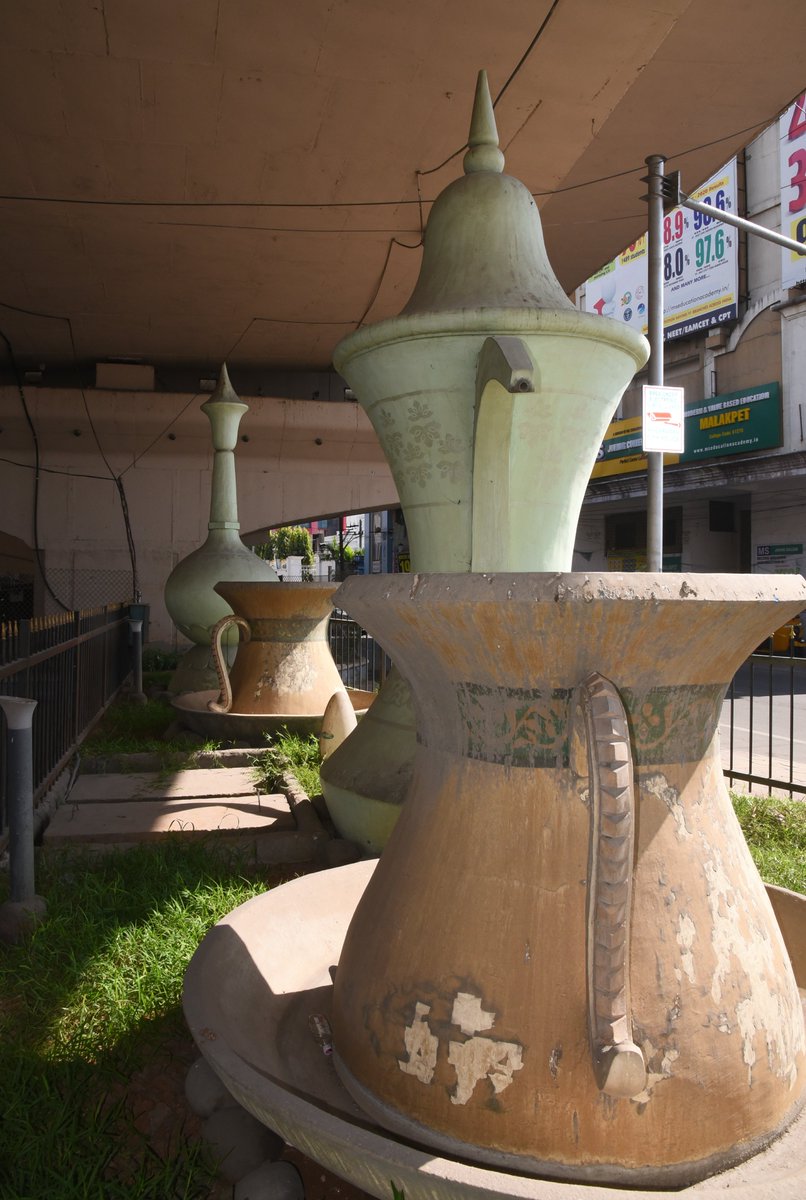 Keep Calm and Drink Chai! Exhibiting the Relation between Chai and Hyderabadis at Malakpet Circle.
#ShaandaarHyderabad