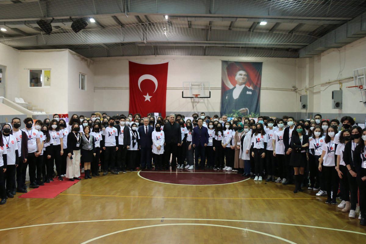 Tuzla Mehmet Tekinalp Anadolu Lisesi’nin 'TÜBİTAK 4006 Bilim Fuarı' açılışını <a href="/_AliAkca_/">Ali Akça</a>  , <a href="/drsadiyazici/">Dr. Şadi Yazıcı</a> , <a href="/Alireisoglu34/">Dr. Ahmet ALİREİSOĞLU</a>  ve Okul/Kurum Müdürlerinin katılımı ile gerçekleştirdik. 
<a href="/tcmeb/">Millî Eğitim Bakanlığı</a>  <a href="/istanbulilmem/">İstanbul İl Millî Eğitim Müdürlüğü</a> <a href="/memleventyazici/">Levent Yazıcı</a>