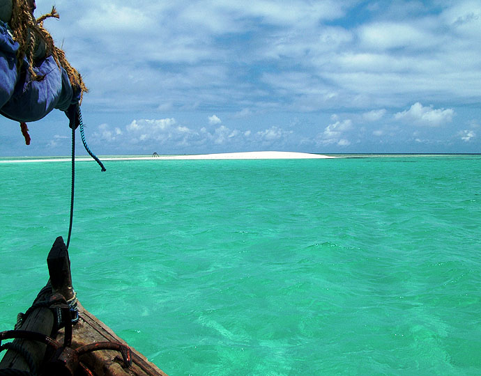 Are you exhausted after Christmas? Don't forget that after a luxury safari you could be relaxing in the magical Indian Ocean. Now is the time to think about your 2022 and 2023 plans. 

#travel2022 #travel2023 #luxurytravel #luxuryholidays #africansafaris #luxurysafaris