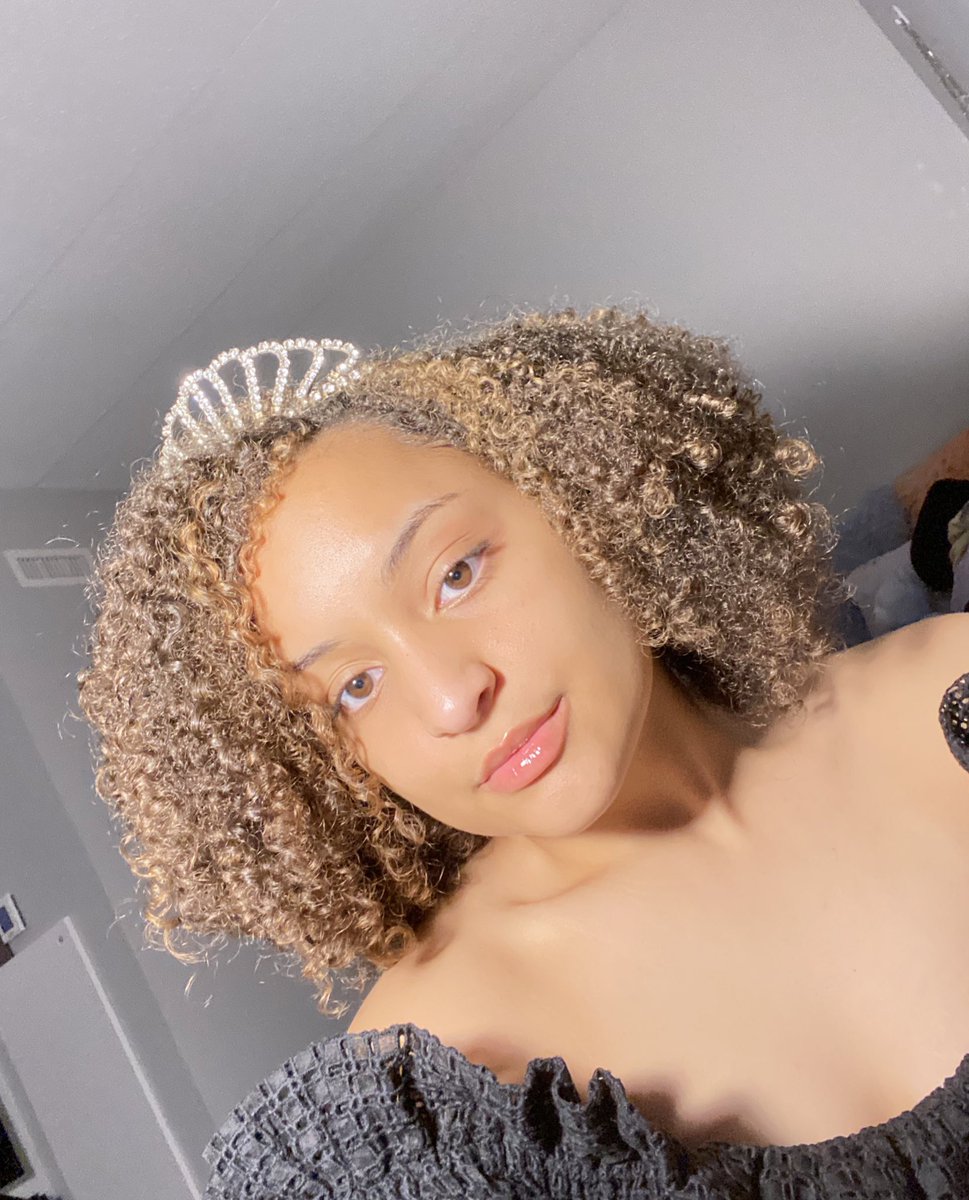 ibegolden01's tweet photo. random photo dump bc I felt like it https://t.co/94i6va4FUN