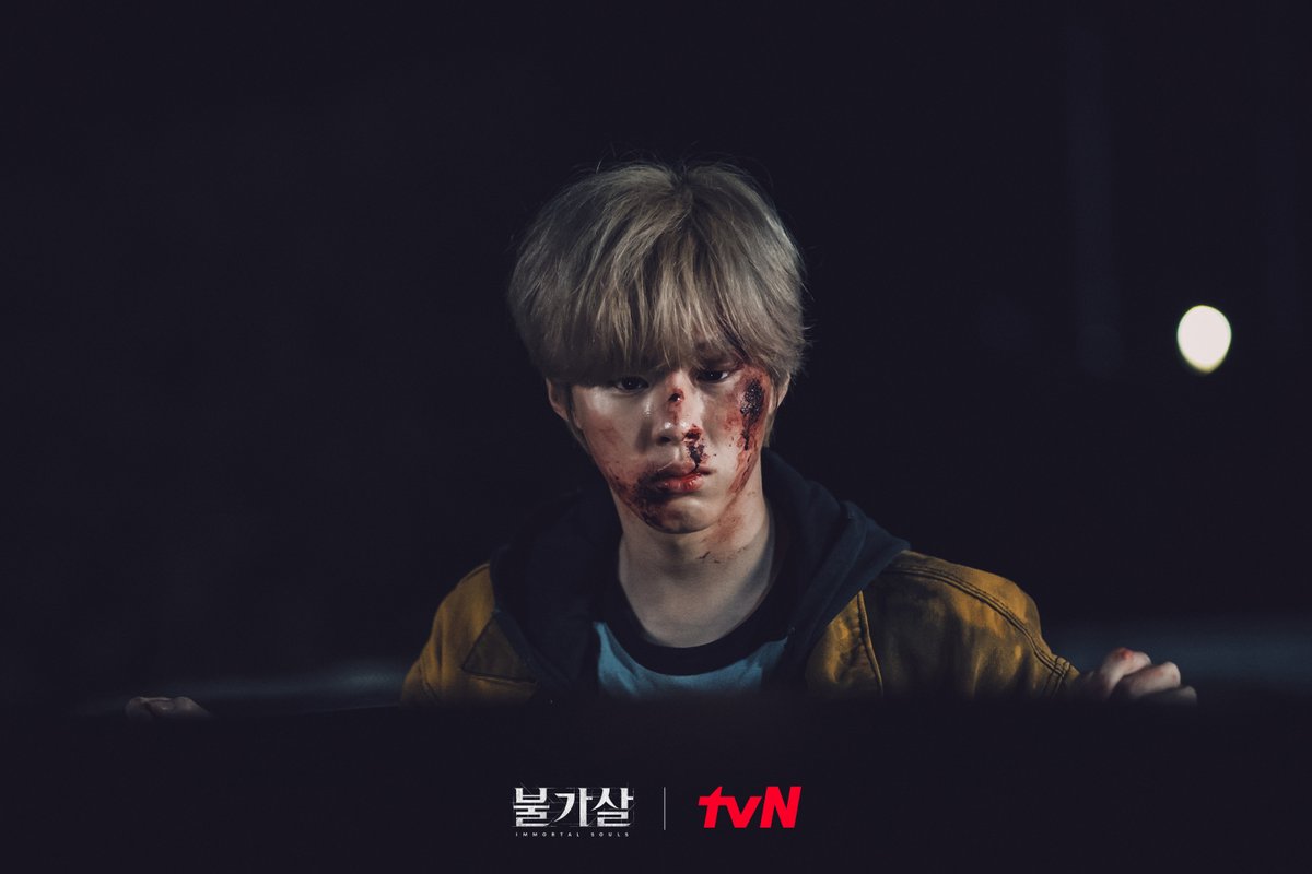 🔥<불가살> 3-4화 미공개 스틸🔥

혐관부터 애틋한 가족, 주인님과 댕댕이(?)까지..
이곳이 바로 과몰입 불러오는 관계성 맛집😋
(사약조차.. 달다..🥺)

[토일] 밤 9시 tvN
#불가살 #ImmortalSouls
#tvN #스트리밍은TVING
#이진욱 #권나라 #이준 #공승연
#정진영 #박명신 #김우석